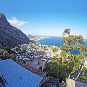 safe to visit a favela